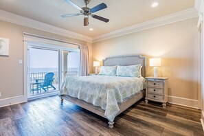 7 bedrooms, iron/ironing board, free WiFi, bed sheets