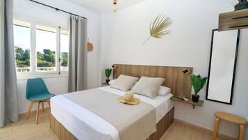 Double Room, Courtyard View | Iron/ironing board, free WiFi, bed sheets
