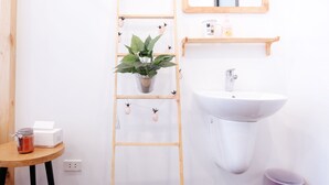 Interior - Lala's Home (Hanoi)