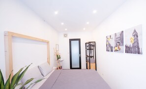 隔音、熨斗/熨衣板、免費無線上網、床單
