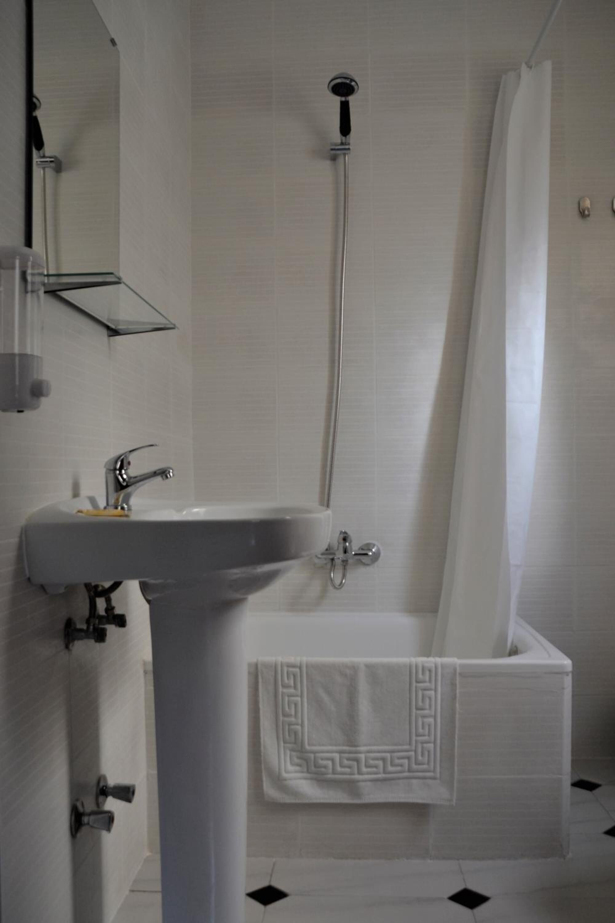 Foto - Hostal Tropical