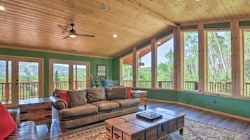 TV, fireplace, DVD player, video library