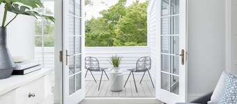 The Richard, The Edgartown Collection