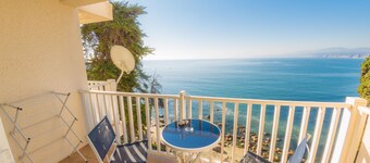 Oceana Suites Horcon