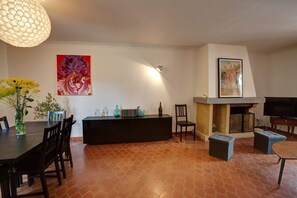 Interior - Vacation home in Luberon in the heart of Provence WIFI Free Fiber (Lauris)
