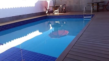 Outdoor pool, pool umbrellas