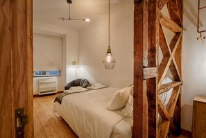 3 soverom, strykejern/-brett, wi-fi (inkludert) og sengetøy