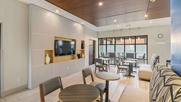 Free daily buffet breakfast