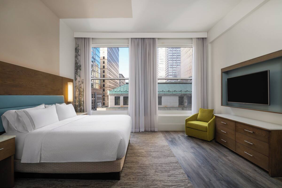 Premium bedding, pillow-top beds, in-room safe, desk