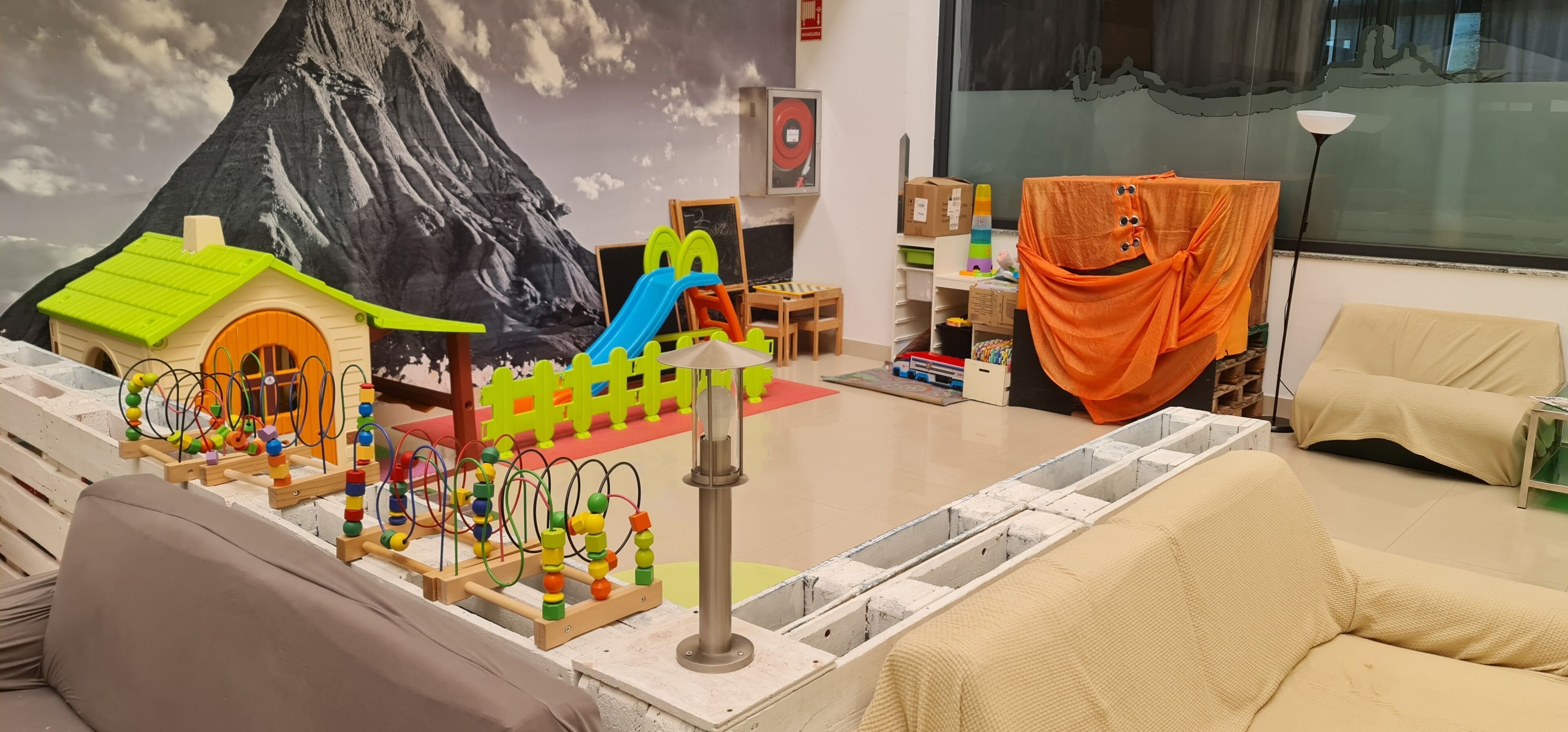 children’s play area – indoor