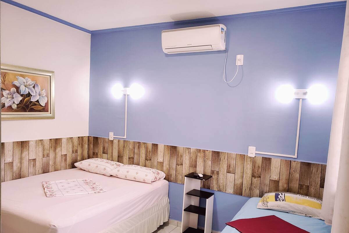 Standard-Dreibettzimmer (ar condicionado)