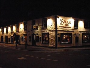 Terrace/patio - Bridge Inn (Tillicoultry)