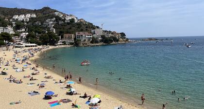 CALA D'ORS - Casa adosada en Rosas, en una zona tr
