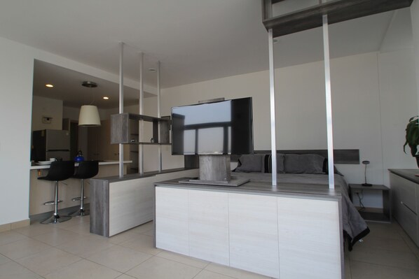 Comfort Apartment, City View