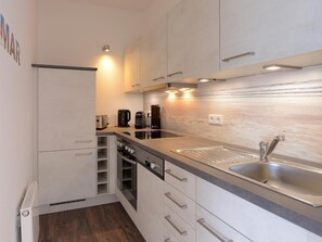 Frigorifero, forno, lavastoviglie, macchina per tè/caffè