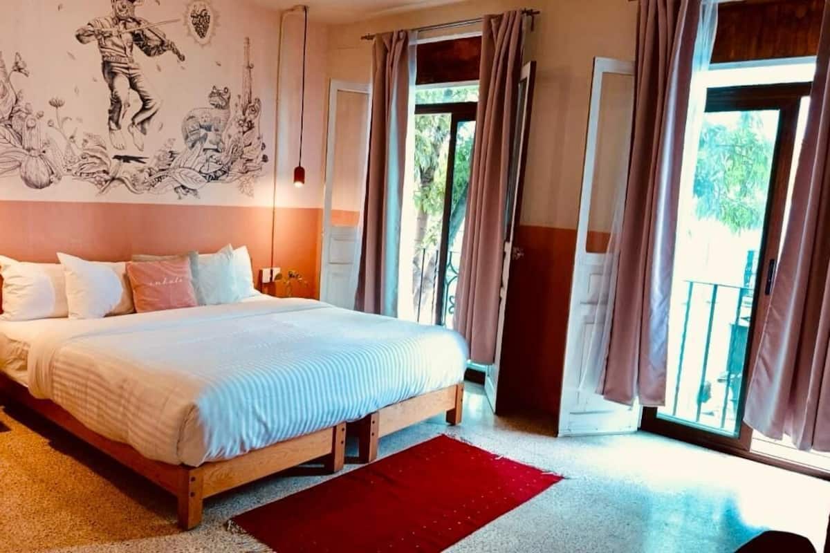 Loft | WiFi (free), bed sheets