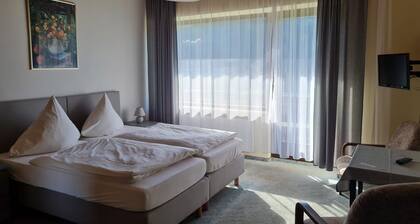 Double room no. 22 - Waldpension Rabeneck