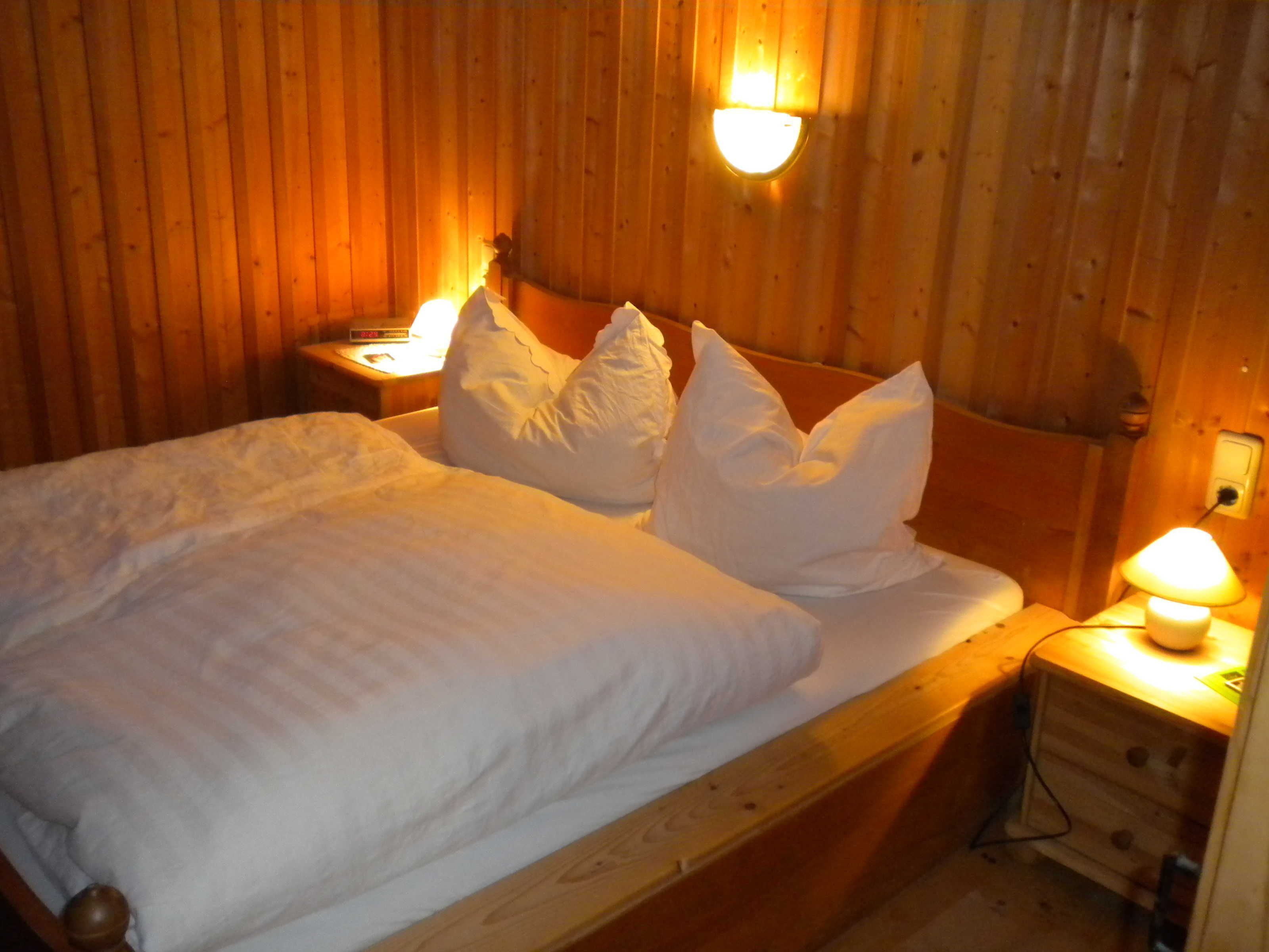 3 habitaciones, cuna de viaje, wifi y ropa de cama 