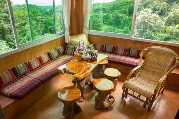 Deluxe Room | Room amenity