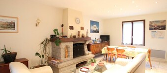 Spacious house near Mont Saint-Michel with private garden