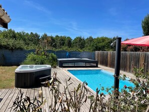 Indoor pool, outdoor pool