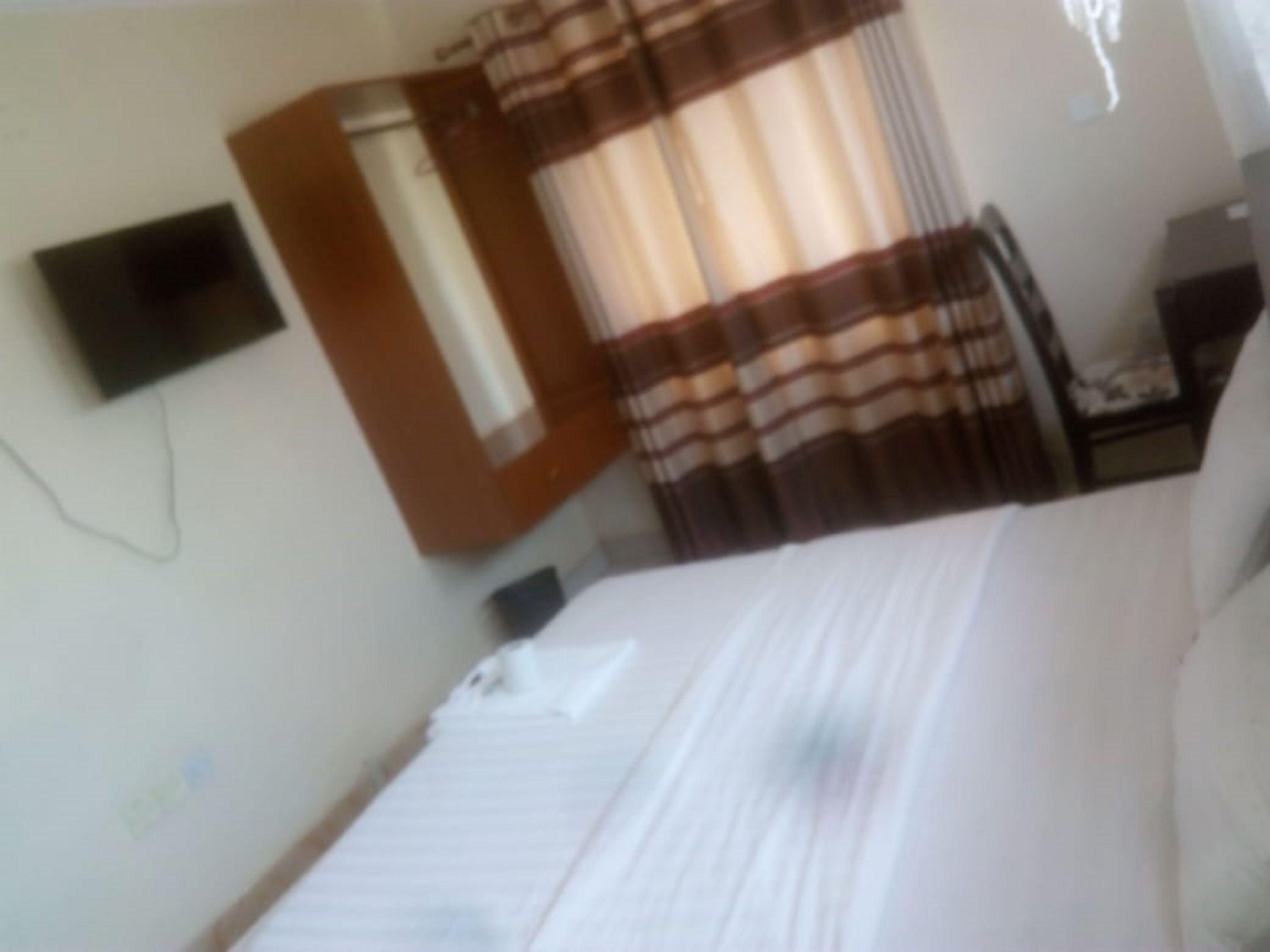 Standard Double Room | Desk, iron/ironing board, free WiFi, bed sheets