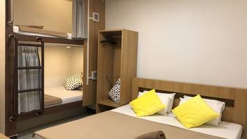 Children's theme room