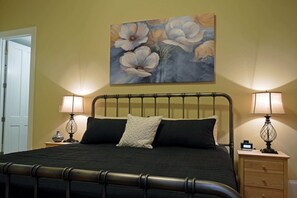 2 chambres, fer et planche à repasser, Wi-Fi gratuit, draps fournis
