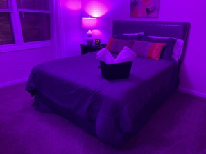 2 Schlafzimmer, Schreibtisch, Bügeleisen/Bügelbrett, Reisekinderbett