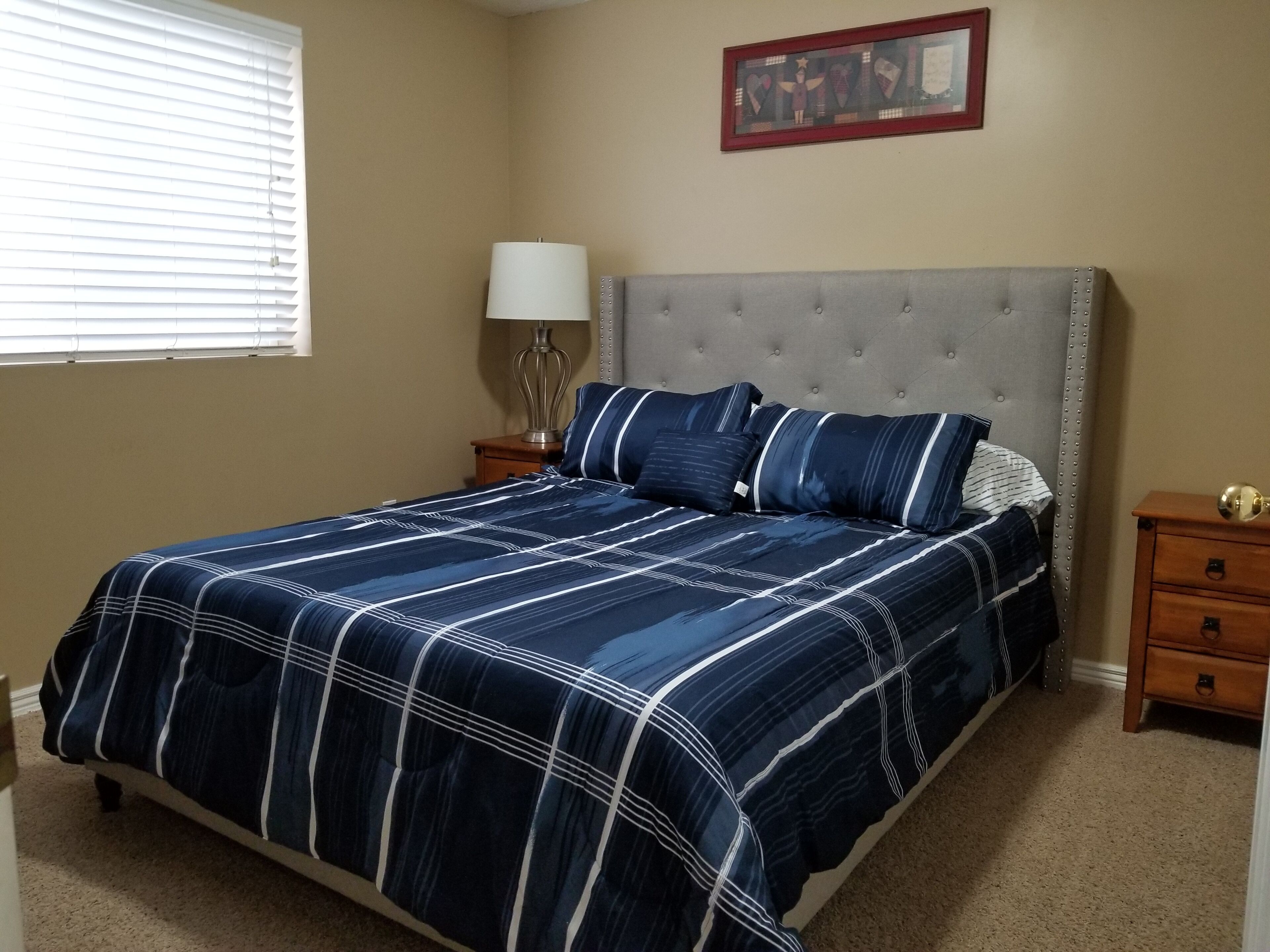 3 bedrooms, desk, iron/ironing board, free WiFi