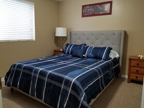 3 Schlafzimmer, Schreibtisch, Bügeleisen/Bügelbrett, kostenloses WLAN