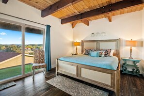 5 bedrooms, WiFi