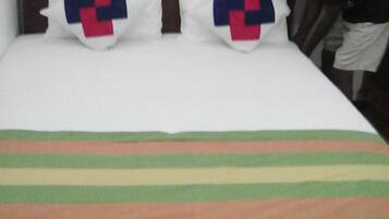 Standard Double Room, 1 Double Bed | 1 bedroom, free WiFi