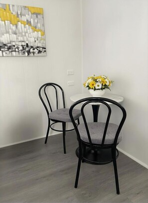 Dining - Koala Cottage cape woolamai (Cape Woolamai)