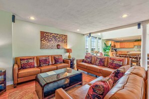 TV, DVD player, table football - Galaxsea | 290 ft from the Beach | Private Pool (Virginia Beach)