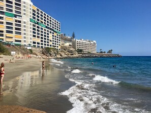 On the beach, beach towels - Wake up to Gorgeous Ocean Views from this Chic Apartment (Patalavaca)