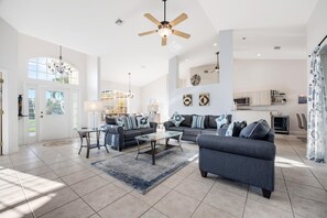 TV, DVD player, books, stereo - Pet-friendly Fenced in Yard with Heated Pool- Villa Eagle View - Roelens Vacations (Cape Coral)