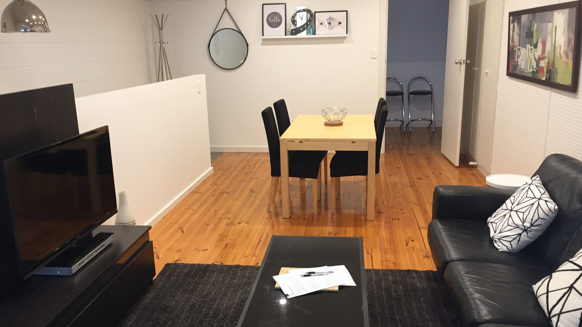 Large Glenelg 2bd Apartment - ELEVATION