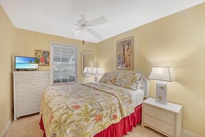 1 bedroom, iron/ironing board, free WiFi, bed sheets - ANNIE'S HIDEAWAY at The Truman Annex in Key West (Key West)