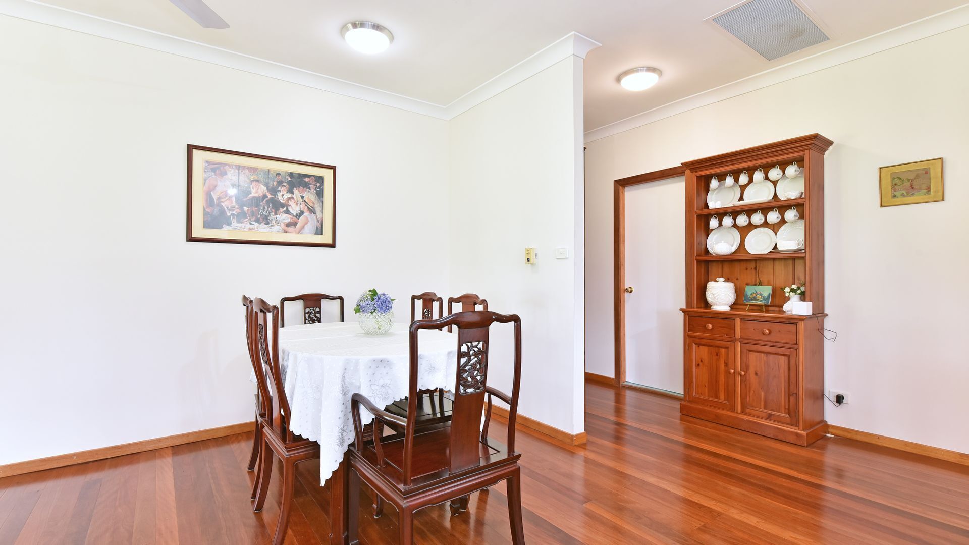 La Sila Homestead on Marrowbone - cutest cottage in the Hunter with killer views — image 10