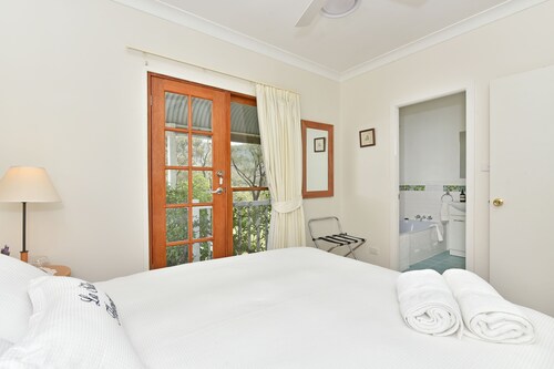 La Sila Homestead on Marrowbone Great Views