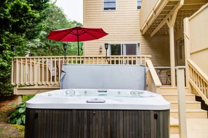 Terrace/patio - Luxury house 0.25 mi from Craigville Beach! Close to Iconic Hyannis! (Barnstable)