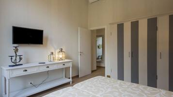 2 chambres, fer et planche Ă repasser, Wi-Fi, draps fournis