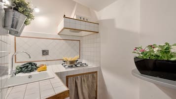 Refrigerador, horno, parrilla de estufa y tostadora