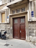 Entrada al alojamiento