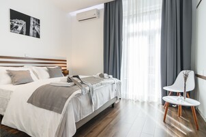 City-Doppelzimmer, 1 King-Bett | Hochwertige Bettwaren, Daunenbettdecken, Select-Comfort-Betten, Minibar