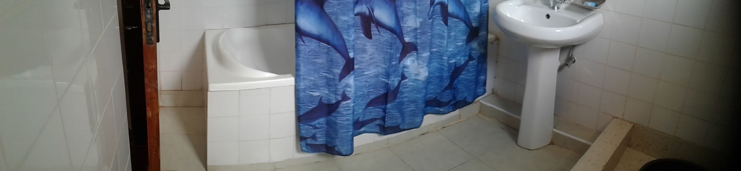 shower, free toiletries, slippers, towels