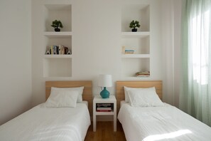 2 slaapkamers, een strijkplank/strijkijzer, wifi, beddengoed