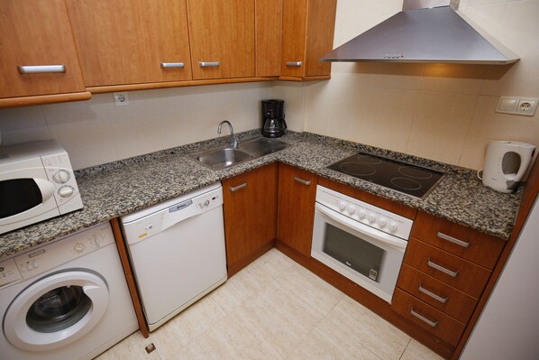 Fridge, microwave, oven, dishwasher