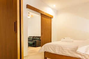 1-Bedroom Apartment | 1 makuuhuone, pimennysverhot, ilmainen Wi-Fi, vuodevaatteet